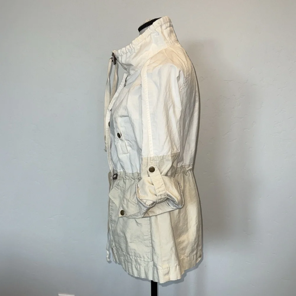 Ann Taylor Loft Petite White and Khaki Spring/Summer Light Cotton Jacket, XSP - Picture 4 of 8